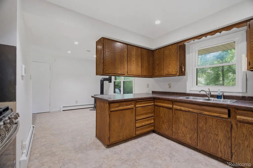4762 Lonsberry Road Deerfield Township MI 48421