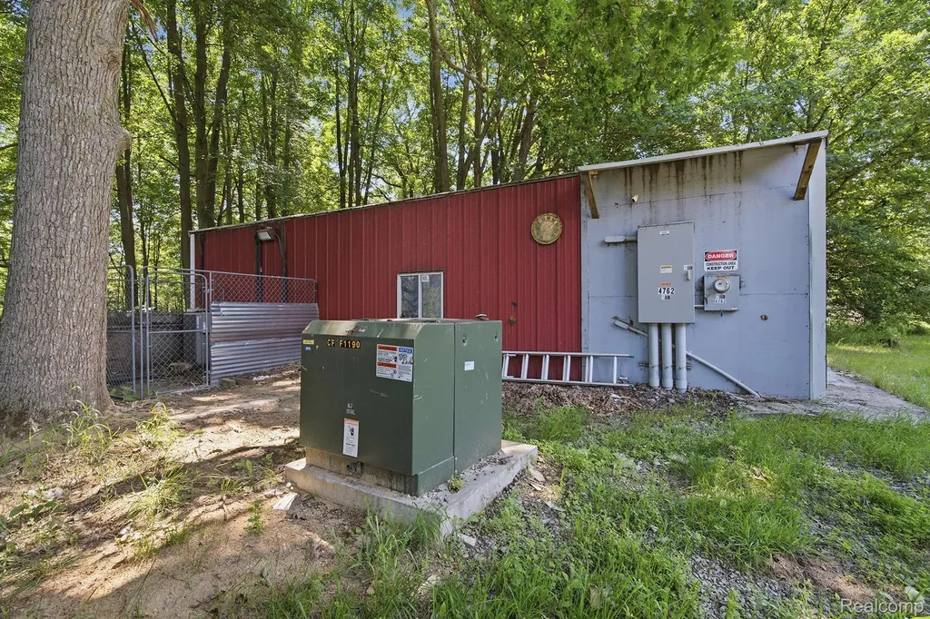 4762 Lonsberry Road Deerfield Township MI 48421