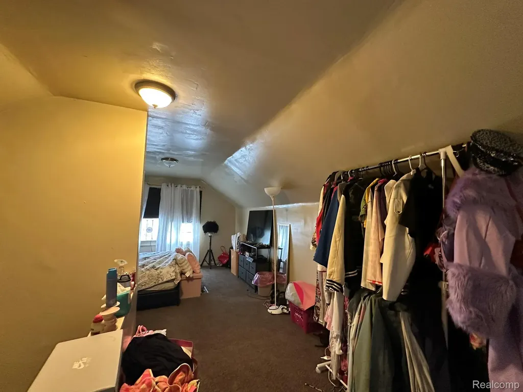 19780 Barlow Street Detroit City MI 48205