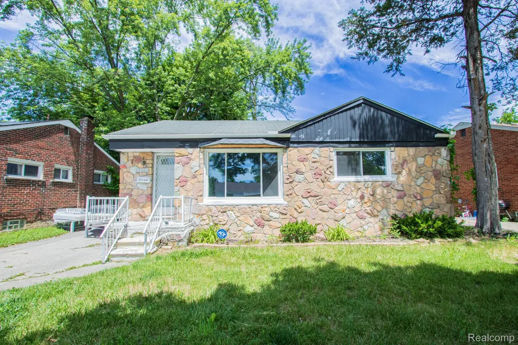 29864 Brooklane Street Inkster City MI 48141