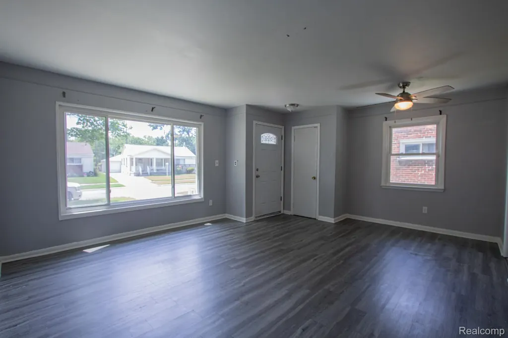 29864 Brooklane Street Inkster City MI 48141