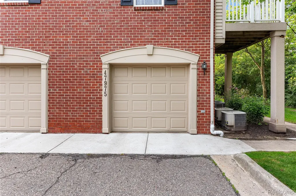 47975 Cardiff Avenue Canton Charter Township MI 48188
