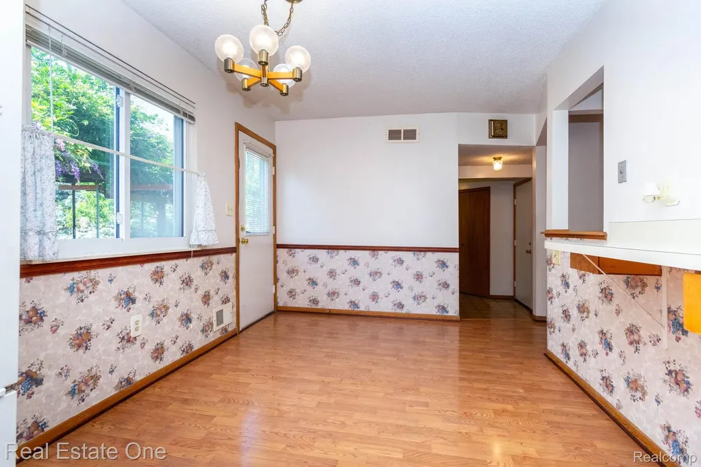 13912 Clinton River Road Sterling Heights City MI 48313