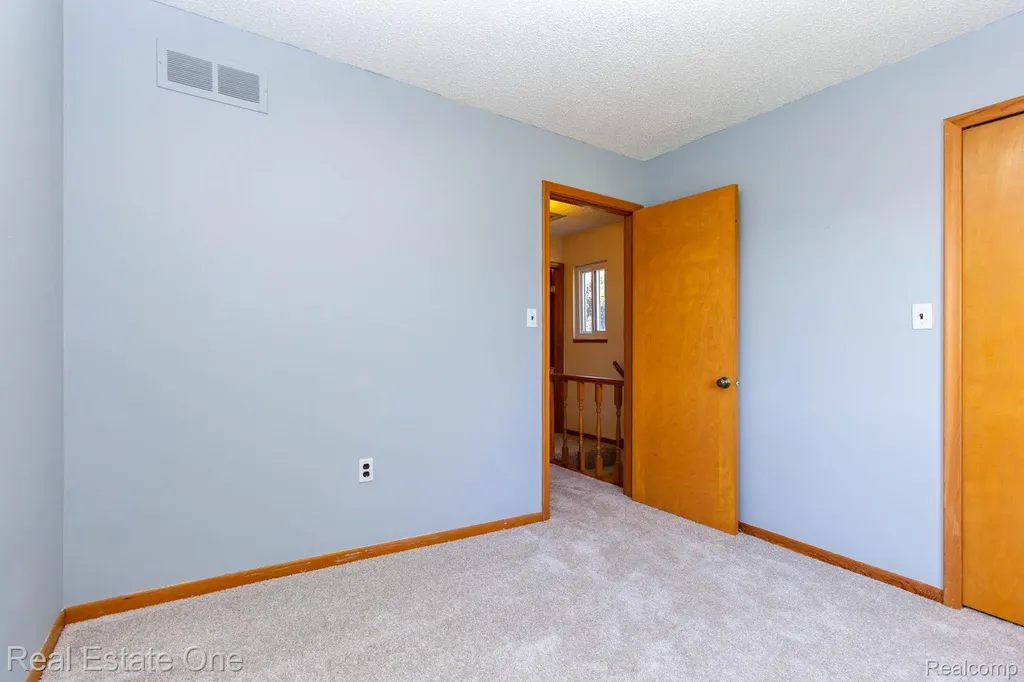 13912 Clinton River Road Sterling Heights City MI 48313