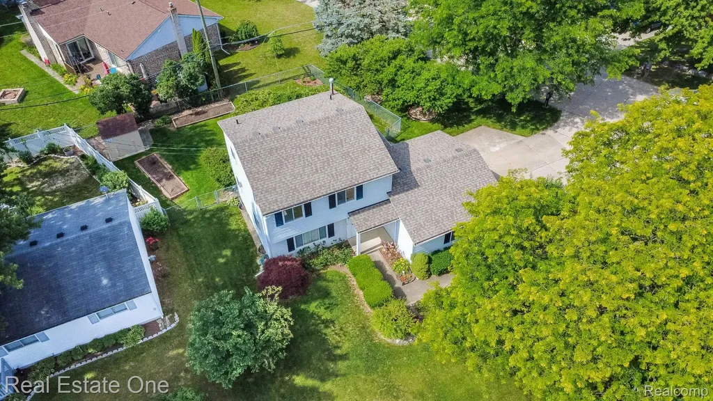 13912 Clinton River Road Sterling Heights City MI 48313