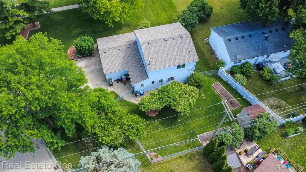13912 Clinton River Road Sterling Heights City MI 48313
