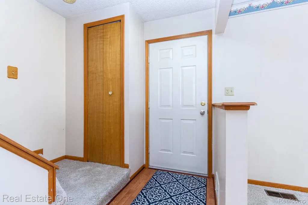 13912 Clinton River Road Sterling Heights City MI 48313