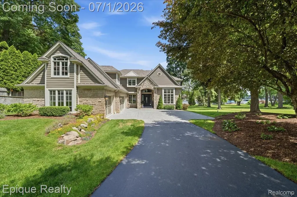 4312 Sashabaw Road Waterford Charter Township MI 48329