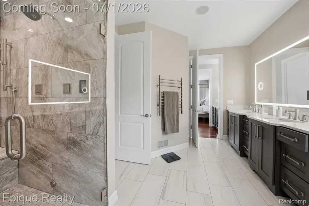 4312 Sashabaw Road Waterford Charter Township MI 48329