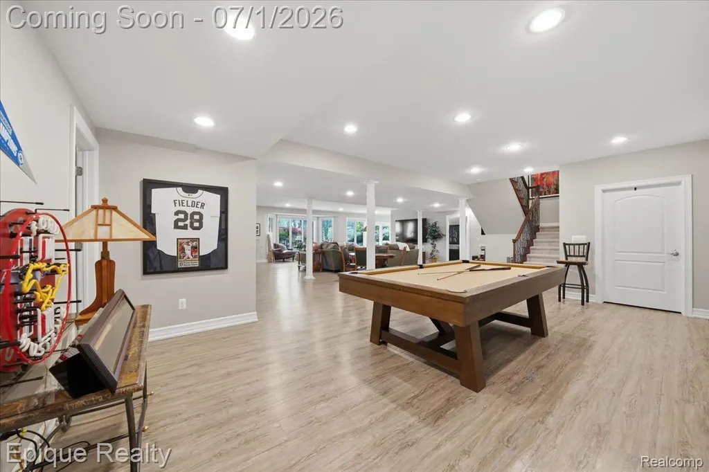 4312 Sashabaw Road Waterford Charter Township MI 48329