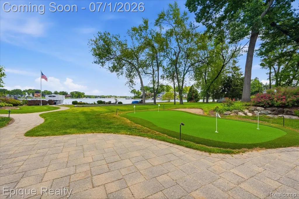 4312 Sashabaw Road Waterford Charter Township MI 48329