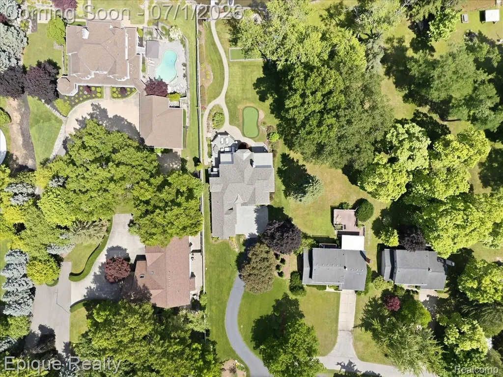 4312 Sashabaw Road Waterford Charter Township MI 48329