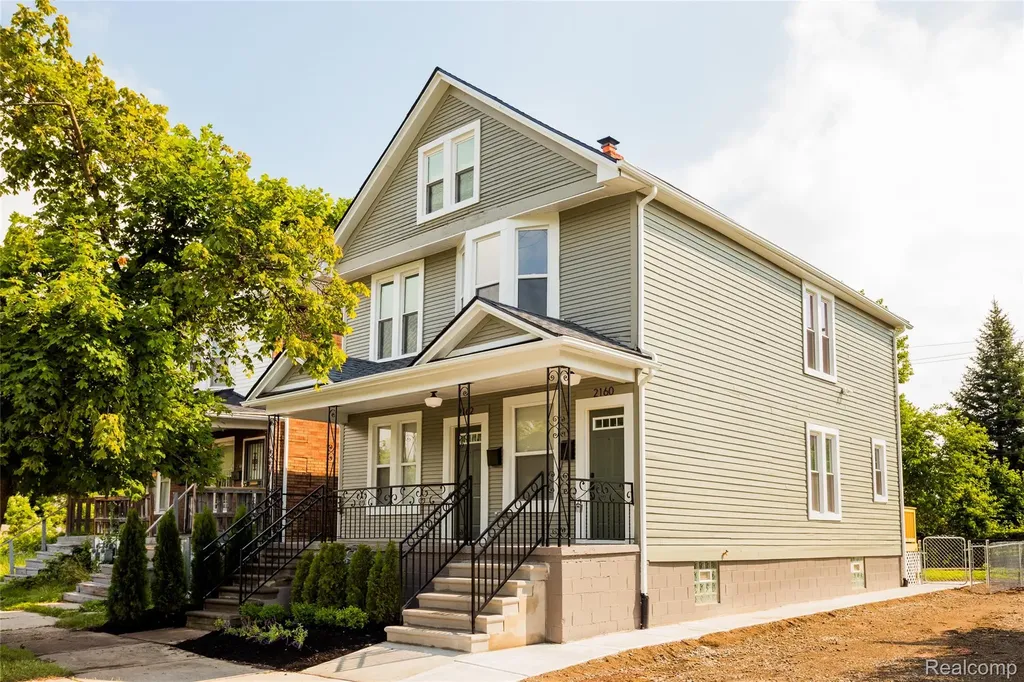 2160 Holcomb Street Detroit City MI 48214