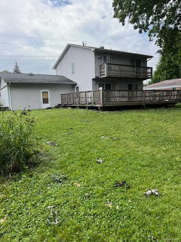 19169 Hazelwood Street Roseville City MI 48066