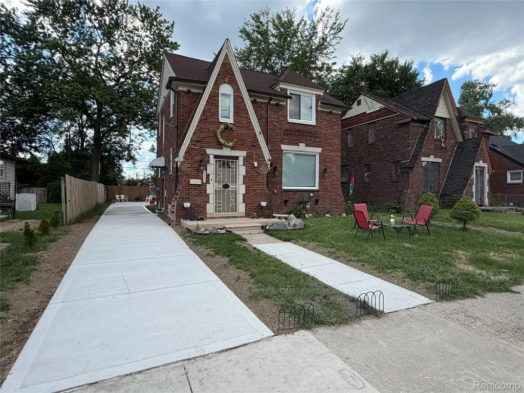 8923 Hartwell Street Detroit City MI 48228