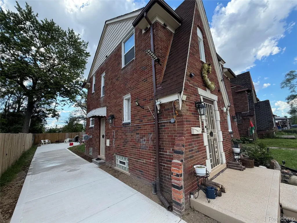 8923 Hartwell Street Detroit City MI 48228