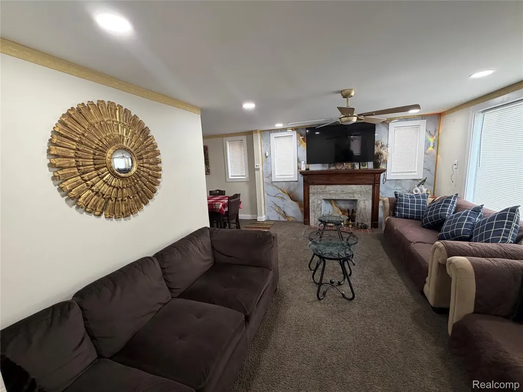 8923 Hartwell Street Detroit City MI 48228