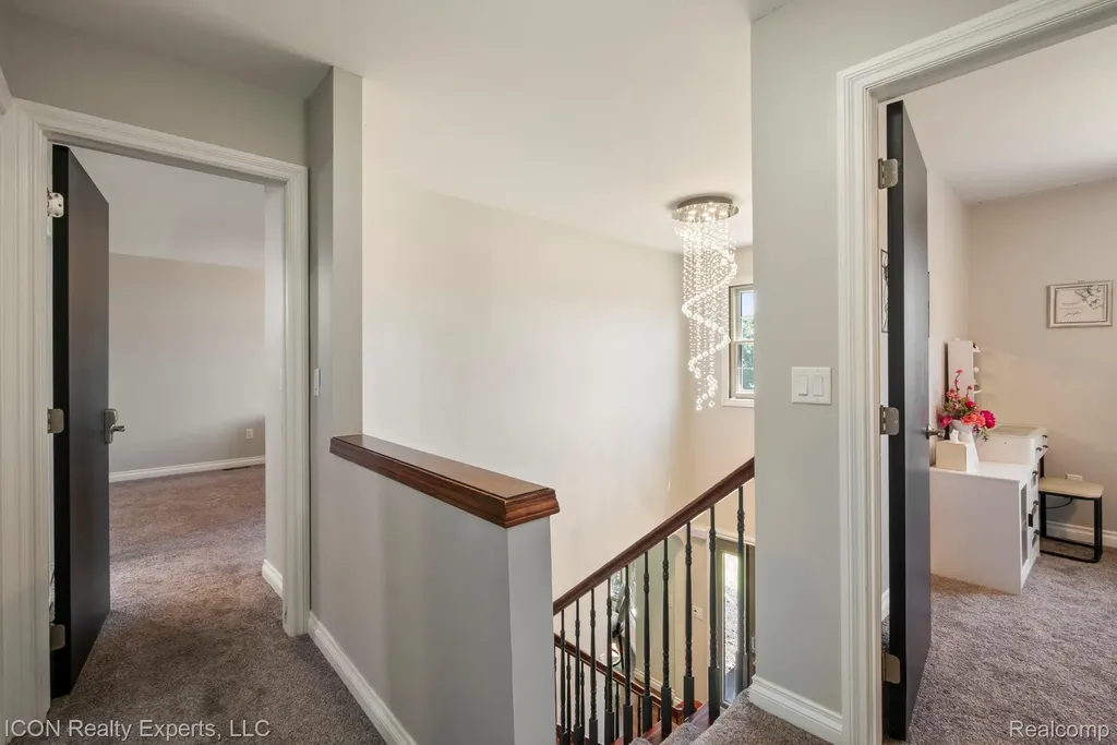 11016 Pembrooke Circle Green Oak Township MI 48178