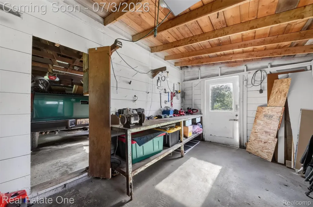 20138 W Old Us Highway 12 Chelsea City MI 48118