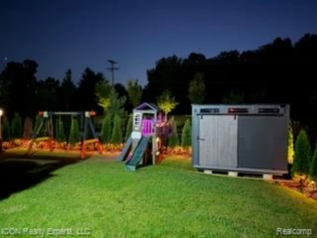 6650 Chandler Drive Van Buren Charter Township MI 48111