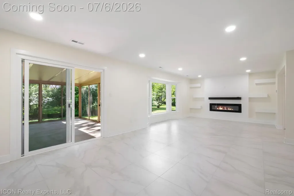 4089 Aberdeen Court West Bloomfield Charter Township MI 48323