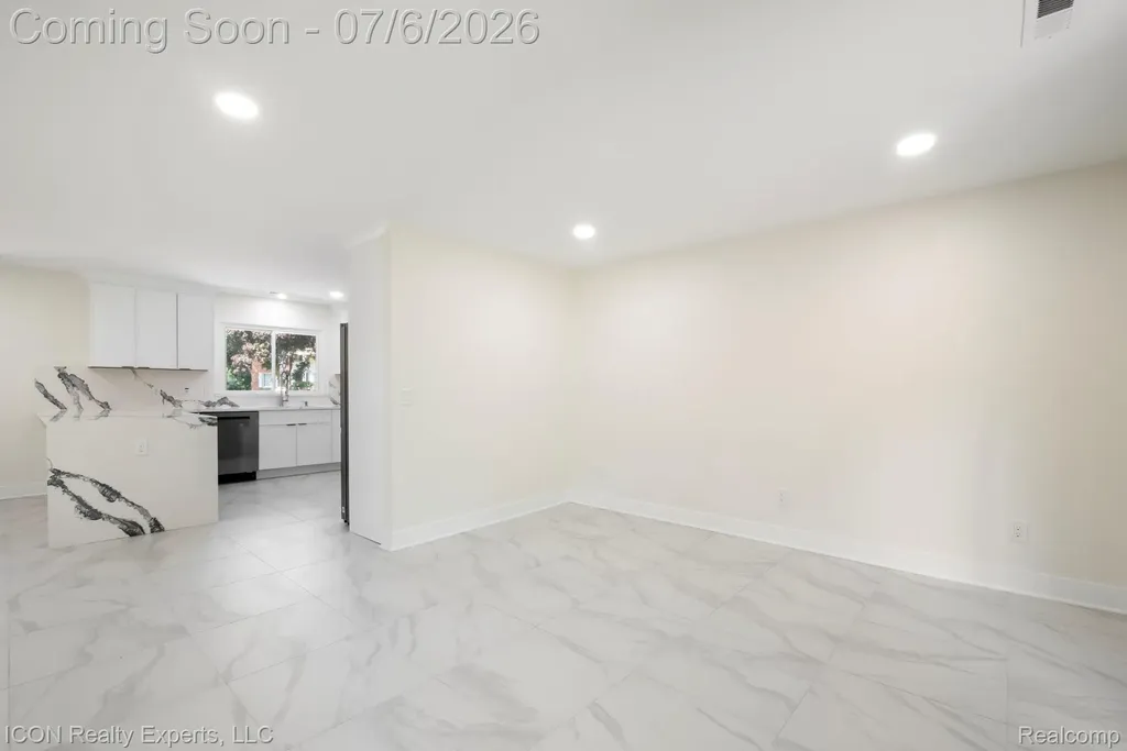 4089 Aberdeen Court West Bloomfield Charter Township MI 48323