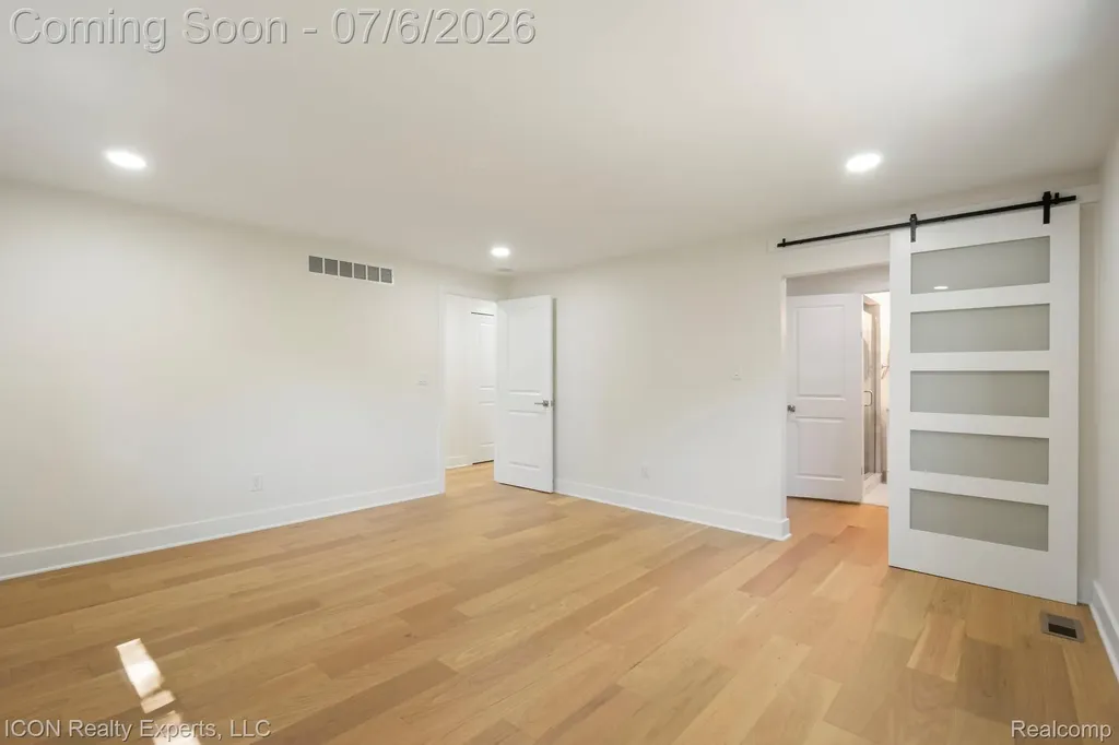 4089 Aberdeen Court West Bloomfield Charter Township MI 48323