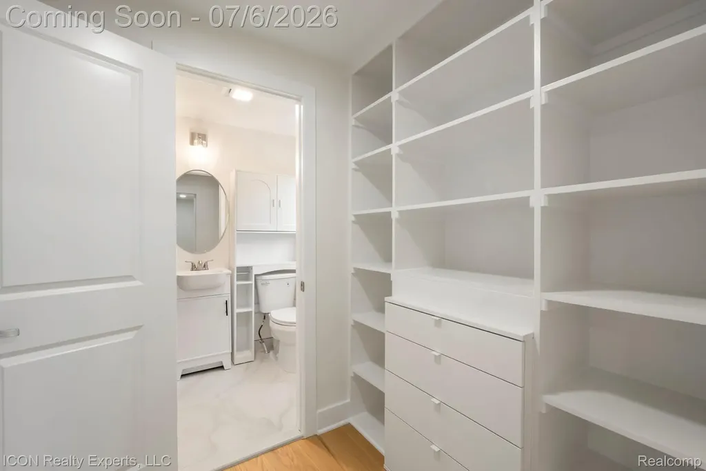 4089 Aberdeen Court West Bloomfield Charter Township MI 48323