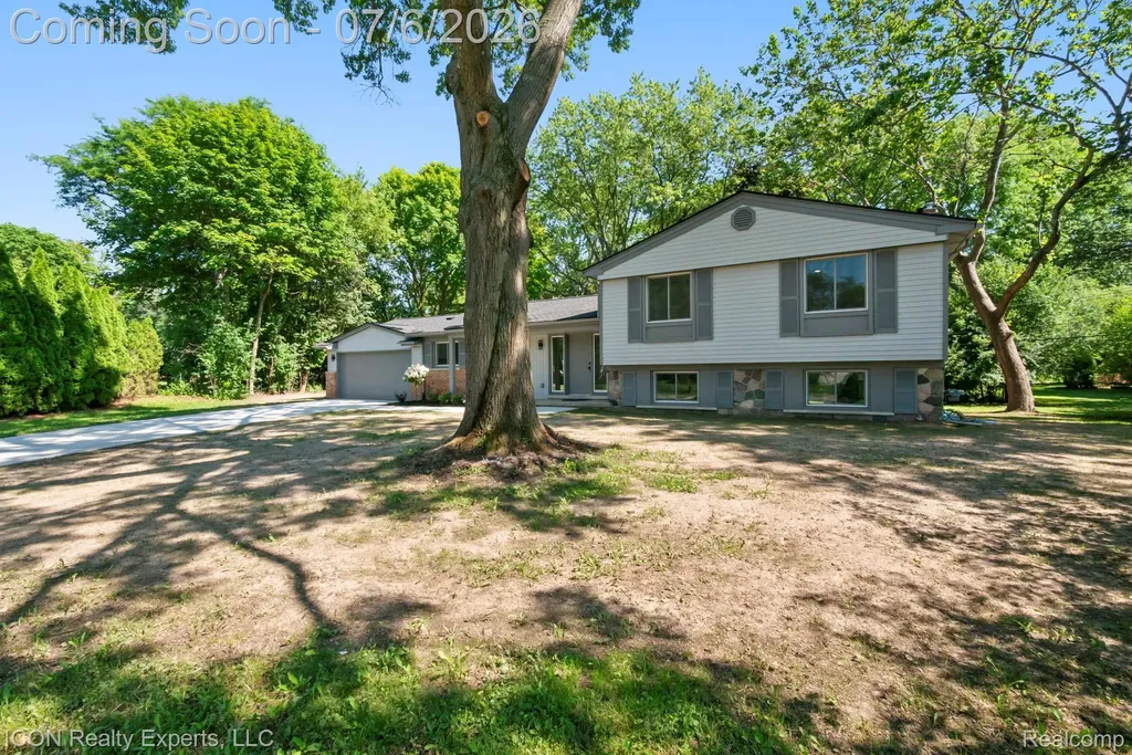 4089 Aberdeen Court West Bloomfield Charter Township MI 48323