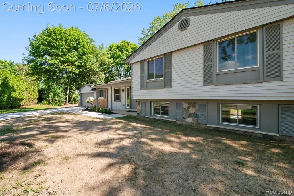4089 Aberdeen Court West Bloomfield Charter Township MI 48323