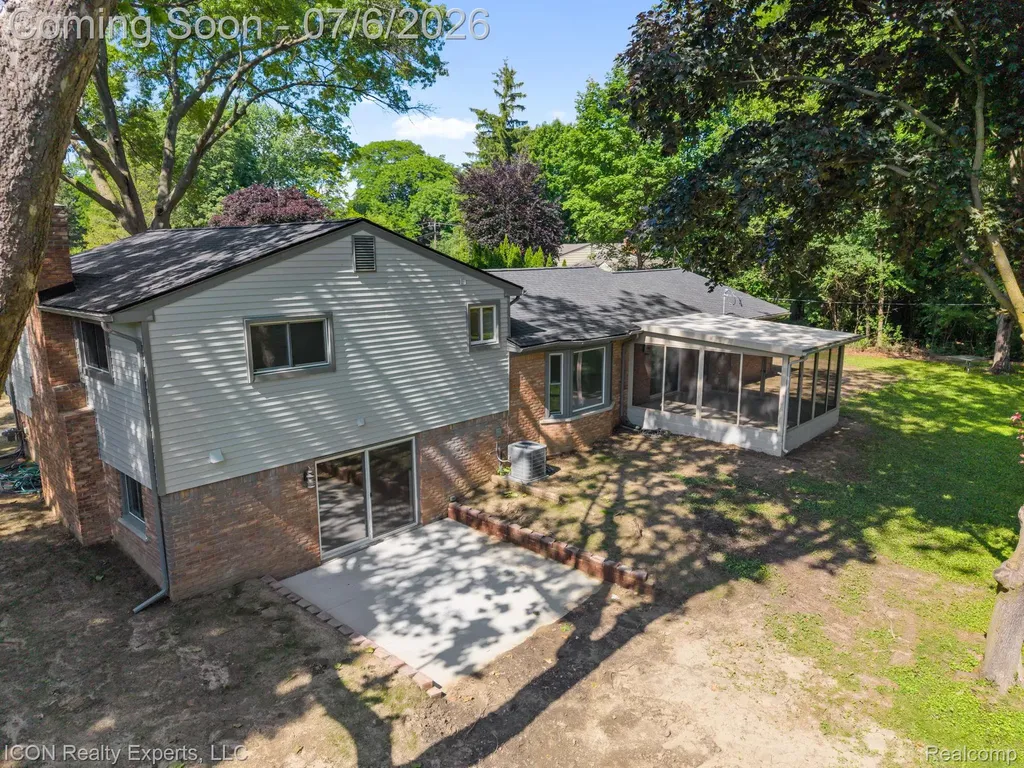 4089 Aberdeen Court West Bloomfield Charter Township MI 48323
