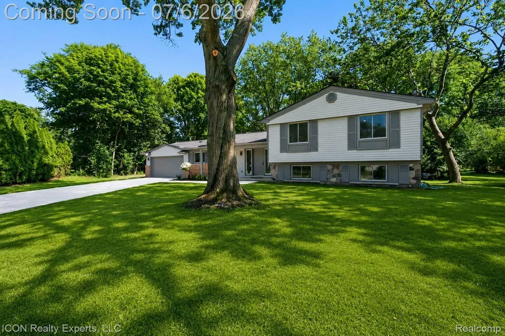 4089 Aberdeen Court West Bloomfield Charter Township MI 48323