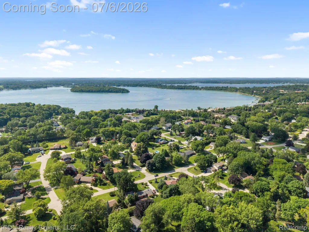 4089 Aberdeen Court West Bloomfield Charter Township MI 48323