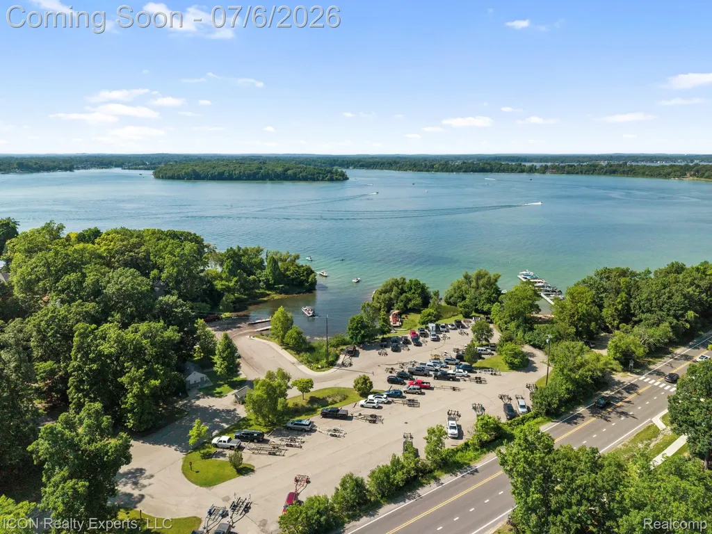 4089 Aberdeen Court West Bloomfield Charter Township MI 48323