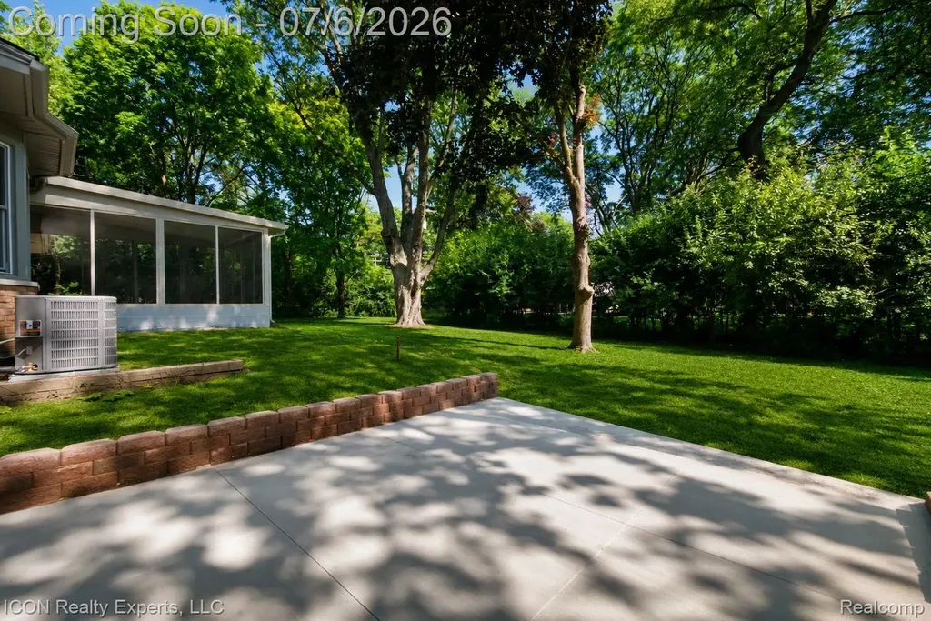 4089 Aberdeen Court West Bloomfield Charter Township MI 48323