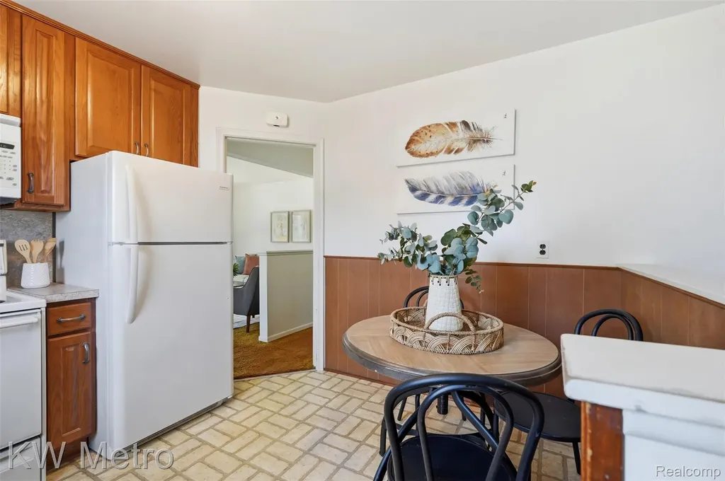 347 Hecht Drive Madison Heights City MI 48071