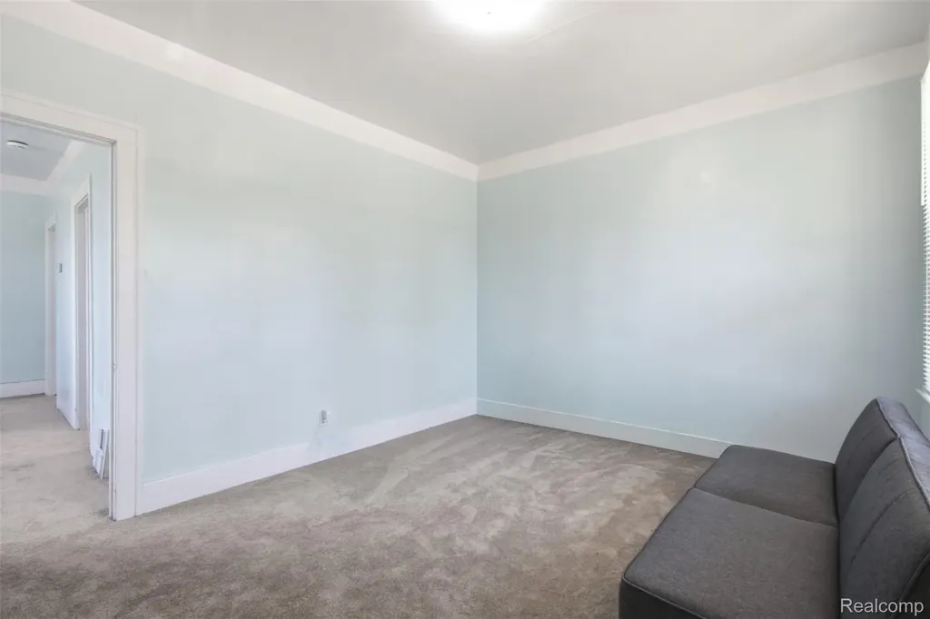 2003 Dearing Street Detroit City MI 48212