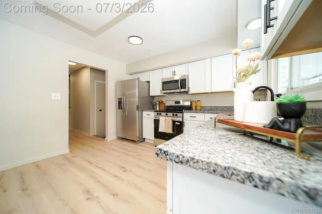 6578 Greene Haven Drive Independence Charter Township MI 48348