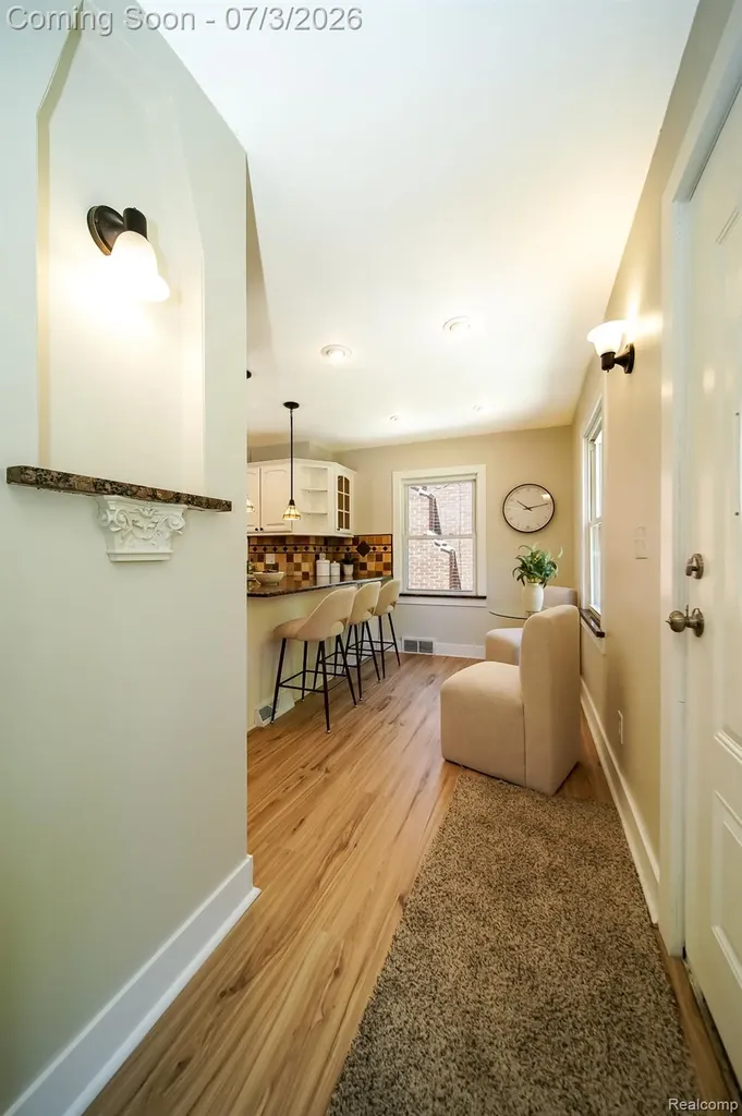 8076 Winona Avenue Allen Park City MI 48101