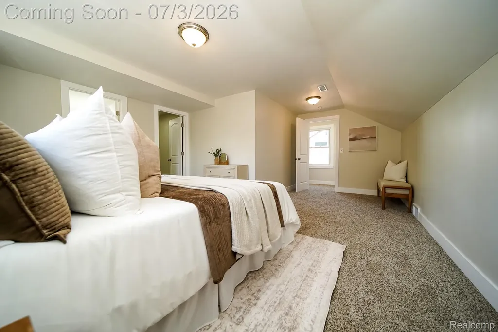 8076 Winona Avenue Allen Park City MI 48101