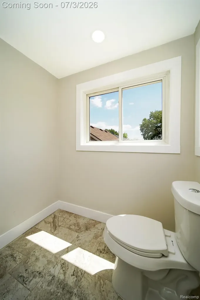 8076 Winona Avenue Allen Park City MI 48101