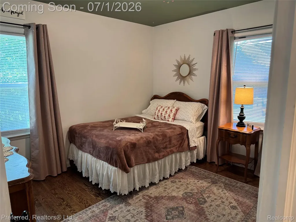 15625 Surrey Street Livonia City MI 48154