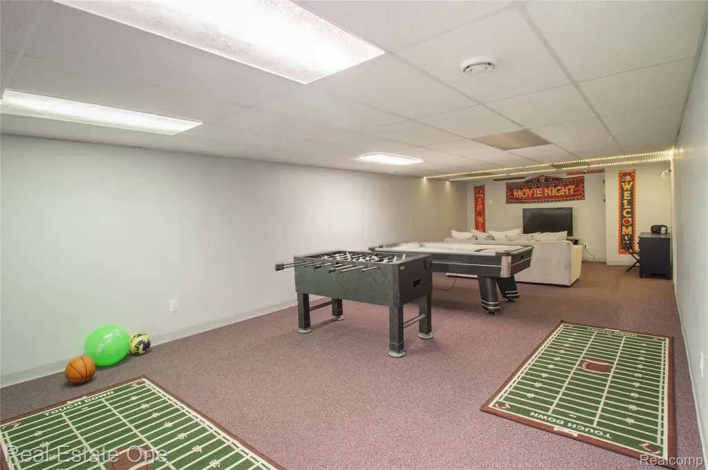 44220 Saltz Road Canton Charter Township MI 48187
