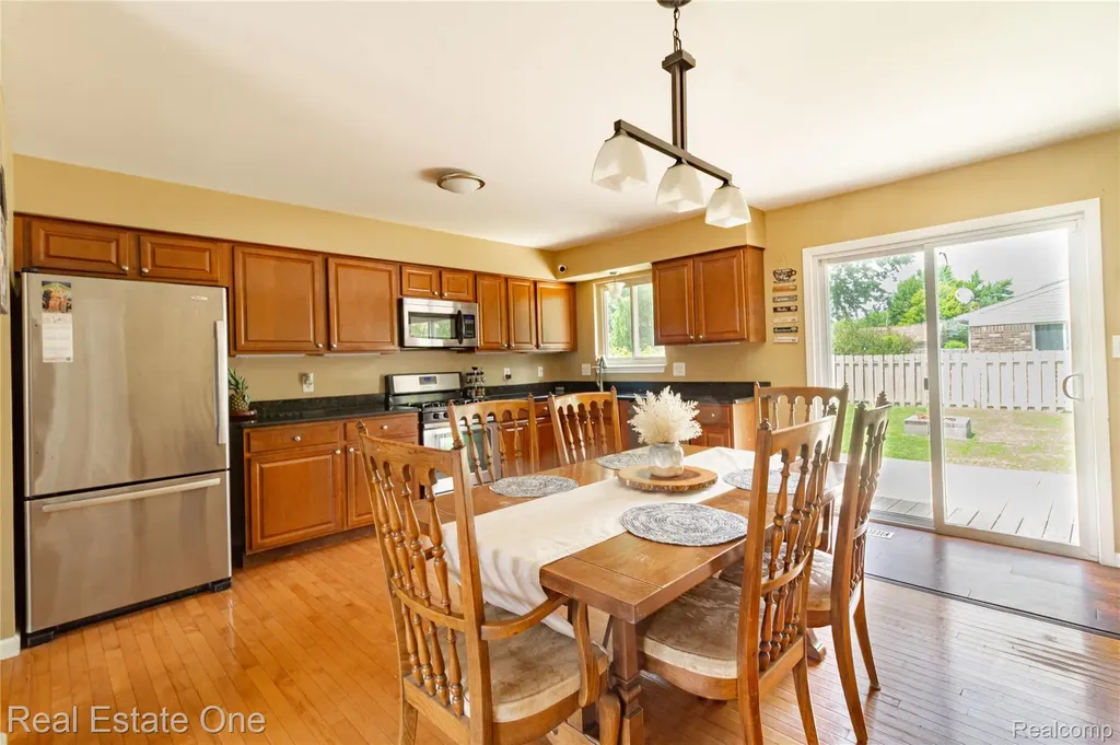 44220 Saltz Road Canton Charter Township MI 48187