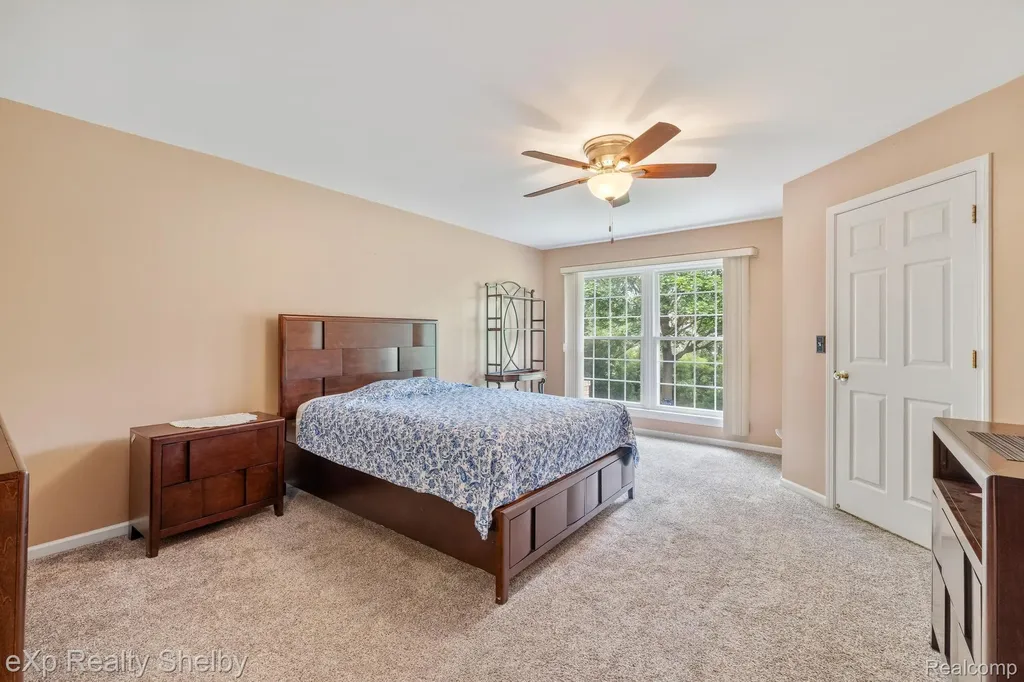 17680 Port Salem Drive Macomb Township MI 48044
