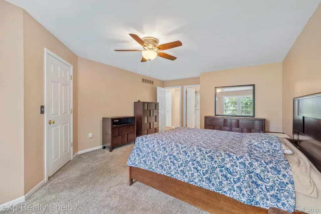 17680 Port Salem Drive Macomb Township MI 48044