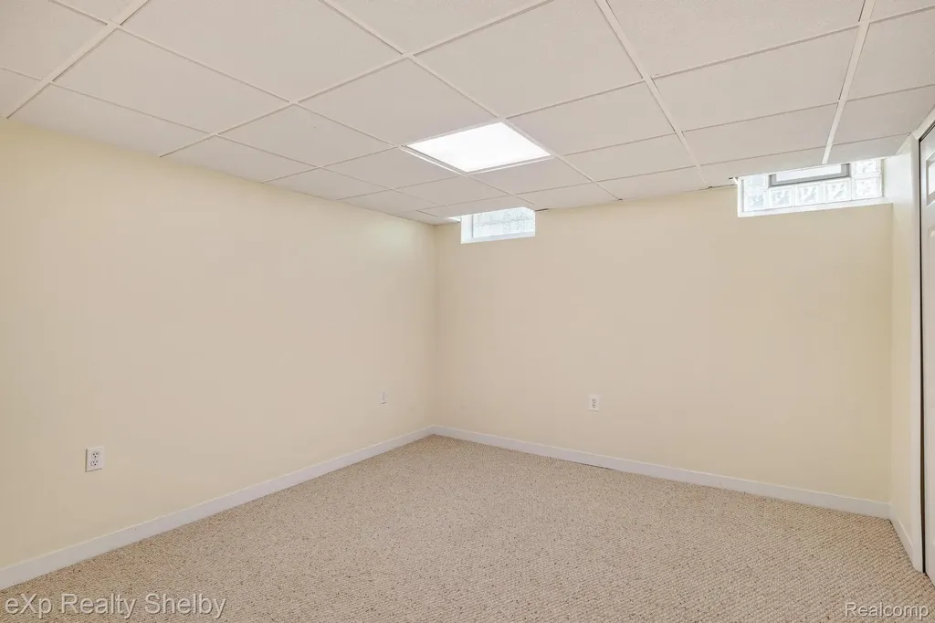 17680 Port Salem Drive Macomb Township MI 48044