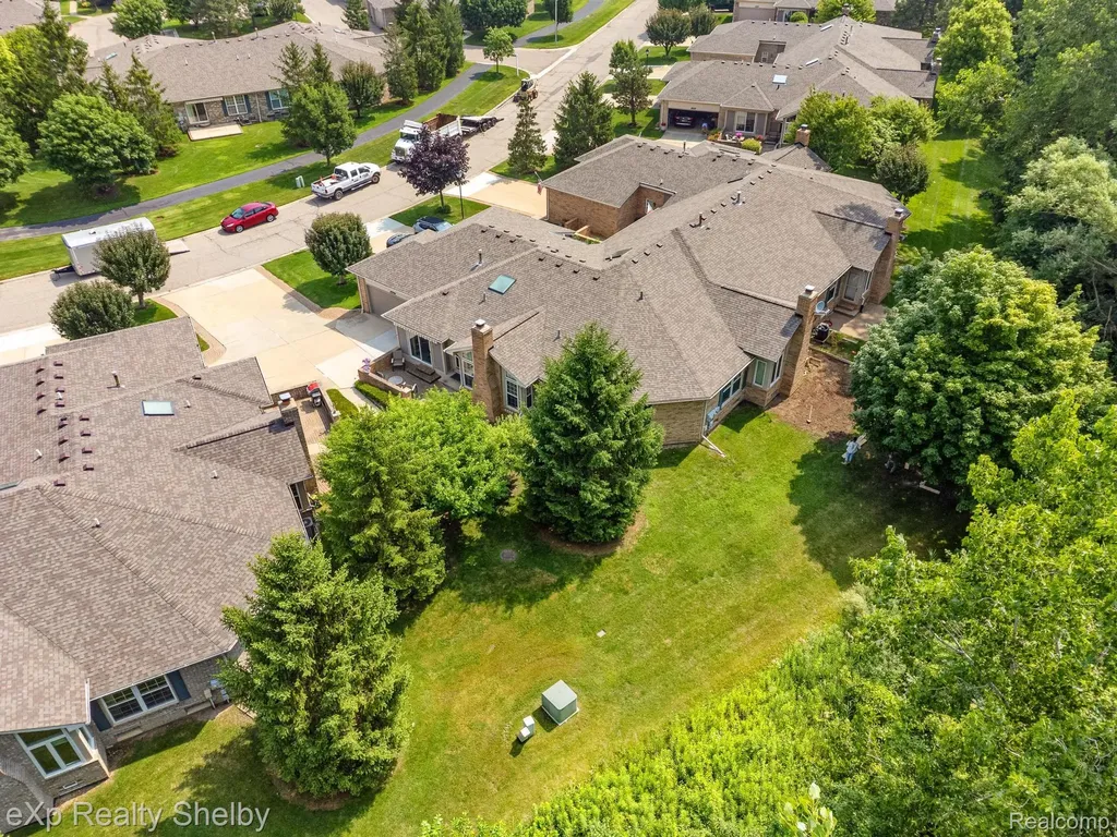 17680 Port Salem Drive Macomb Township MI 48044