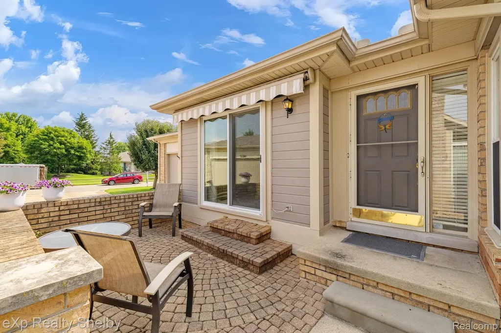 17680 Port Salem Drive Macomb Township MI 48044