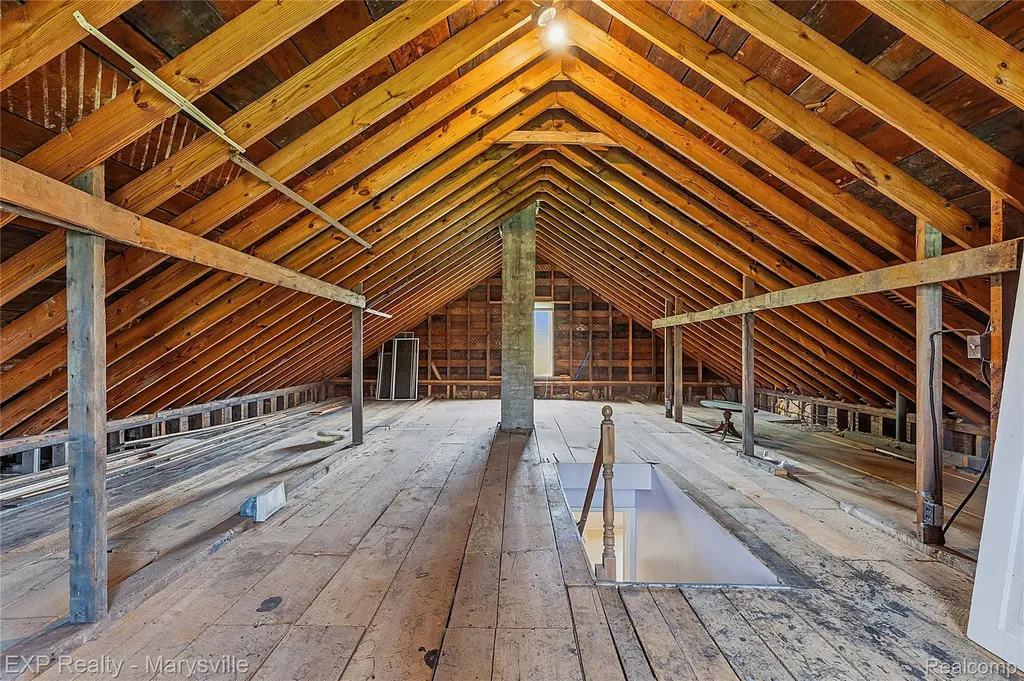 5694 Belle River Road China Township MI 48054